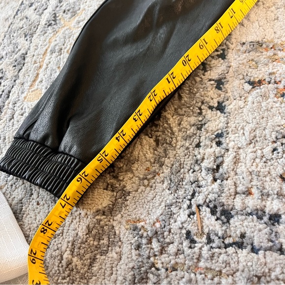 SPANX Faux leather Joggers Black - Picture 5 of 8